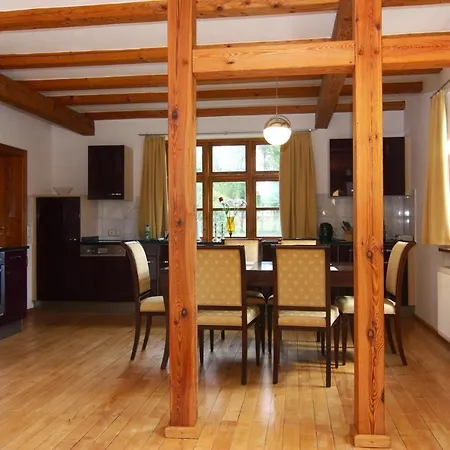 Monika In Im Bernstein *