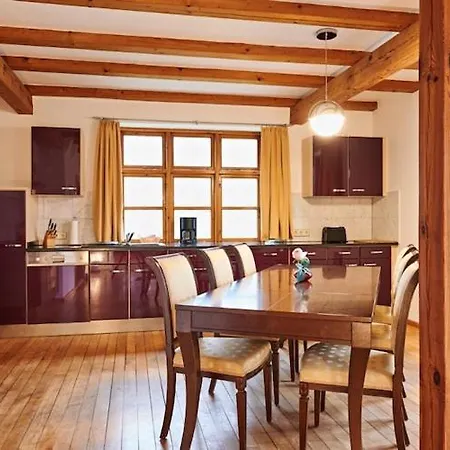 Monika In Im Bernstein *