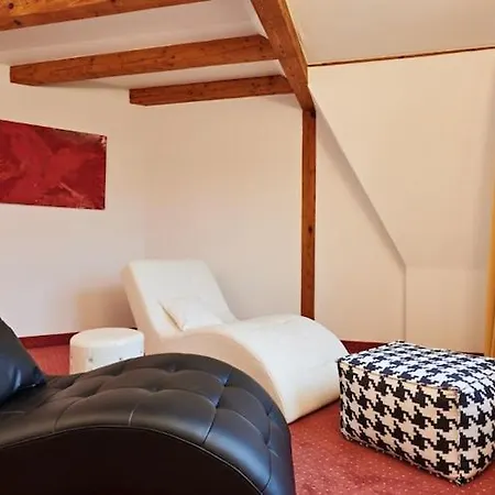 Monika In Im Bernstein * Wendorf (Kuhlen-Wendorf)