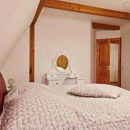 Monika In Im Bernstein Holiday home *