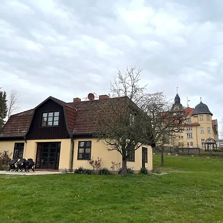 Monika In Im Bernstein * Wendorf (Kuhlen-Wendorf)